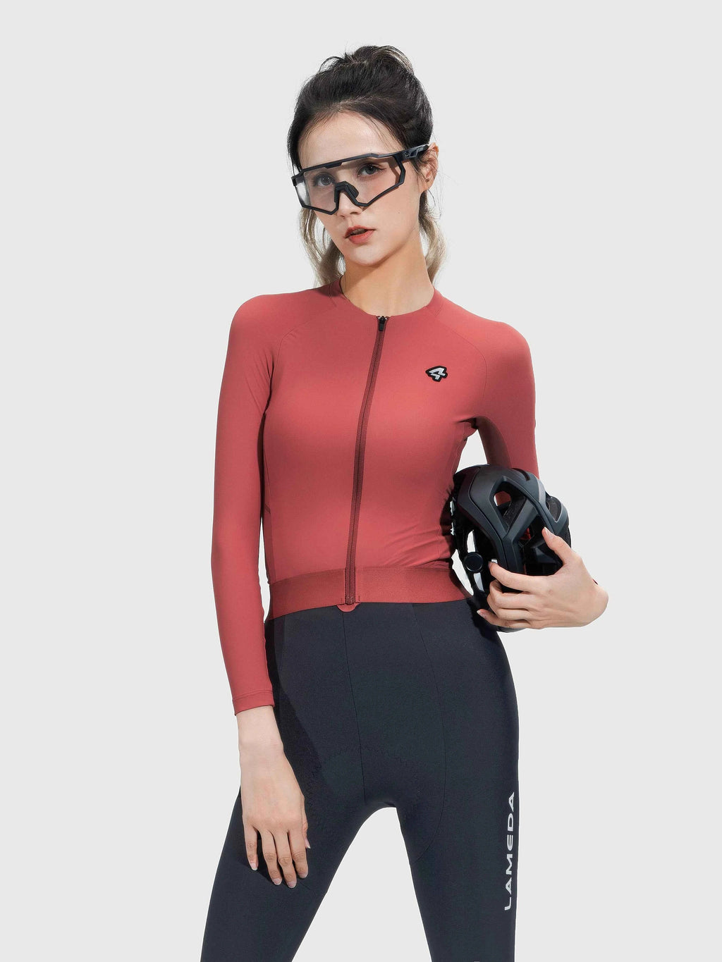 Ripple grace women’s red cycling jersey with long sleeves full-length zipper subtle logo and anti-slip hem for comfort