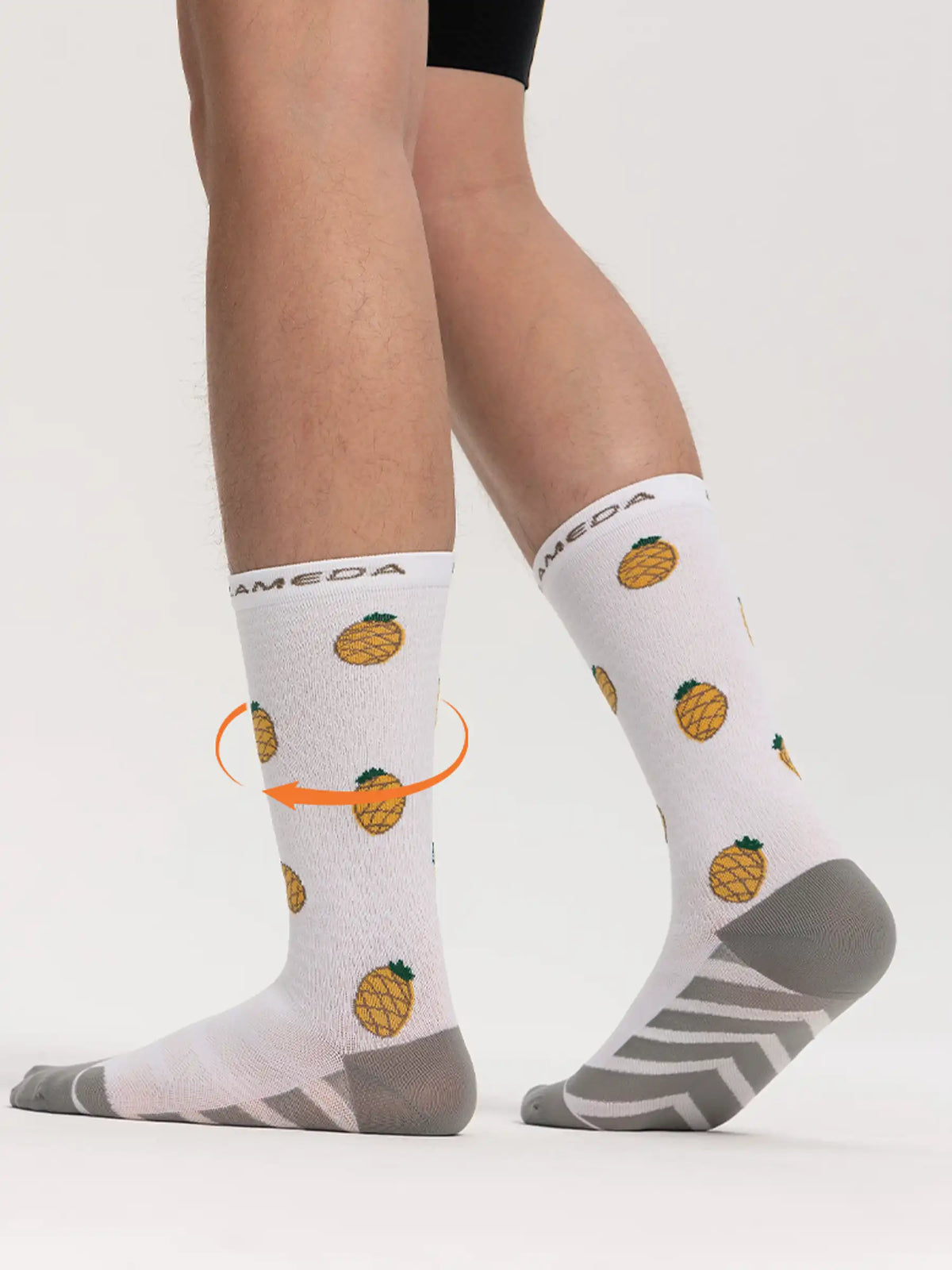 lameda-cycling-socks-made-of-fruits-02