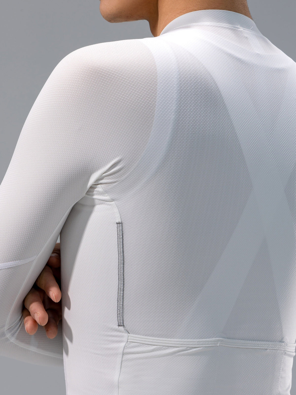 One-Piece Back and Shoulder Construction