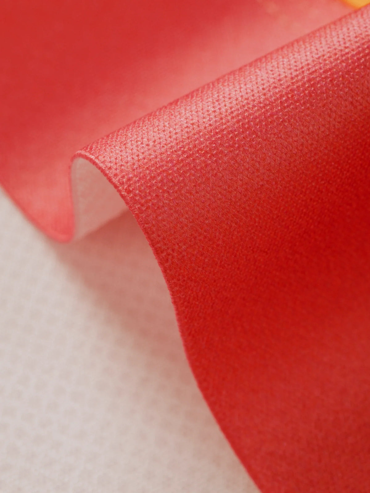 Anti-Slip Rear Hem Grip