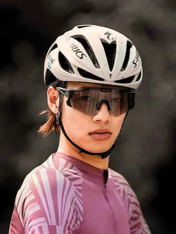 Photochromic Cycling Sunglasses LS350 - Black