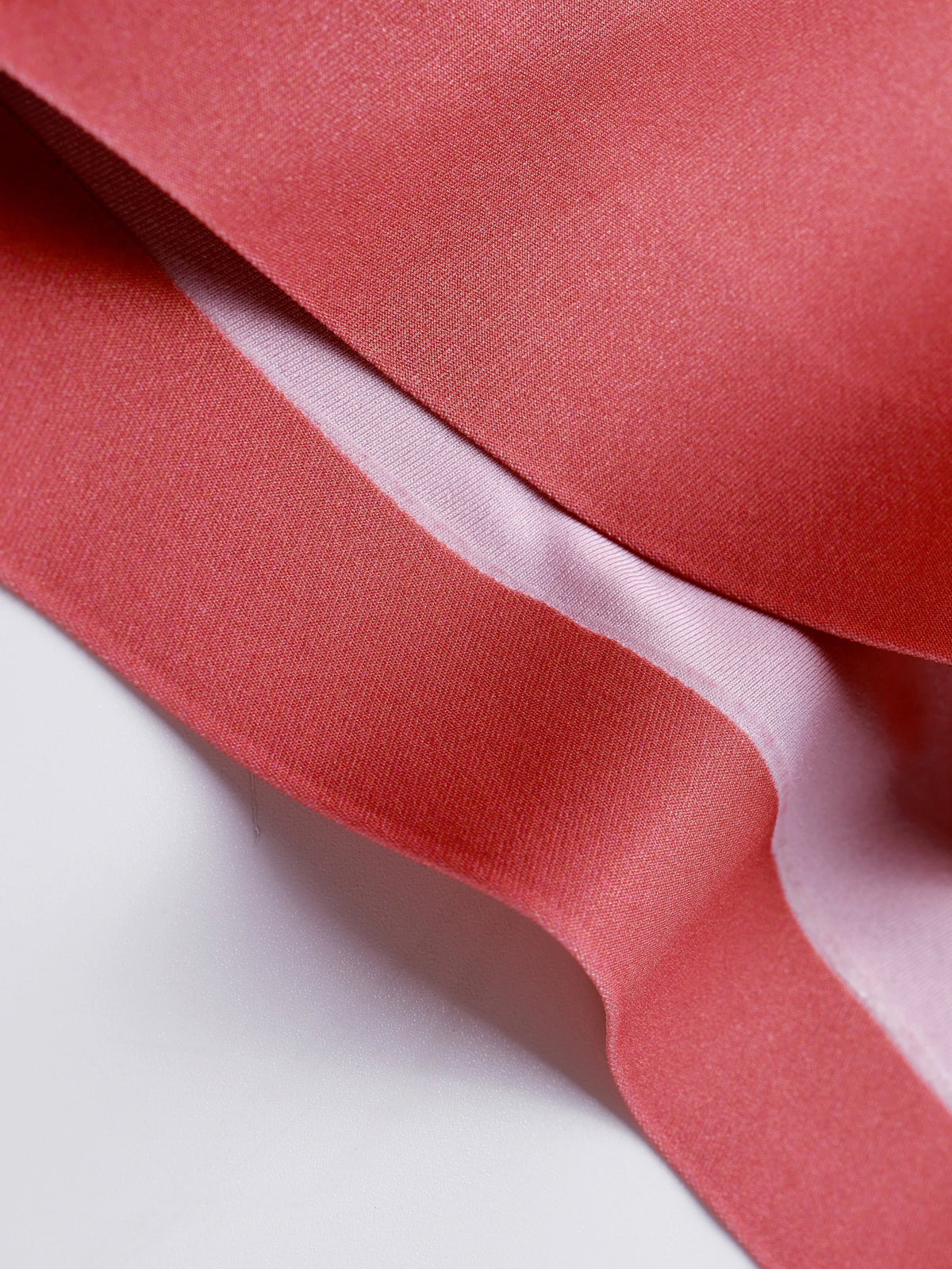 Full-Circle Anti-Slip Hem