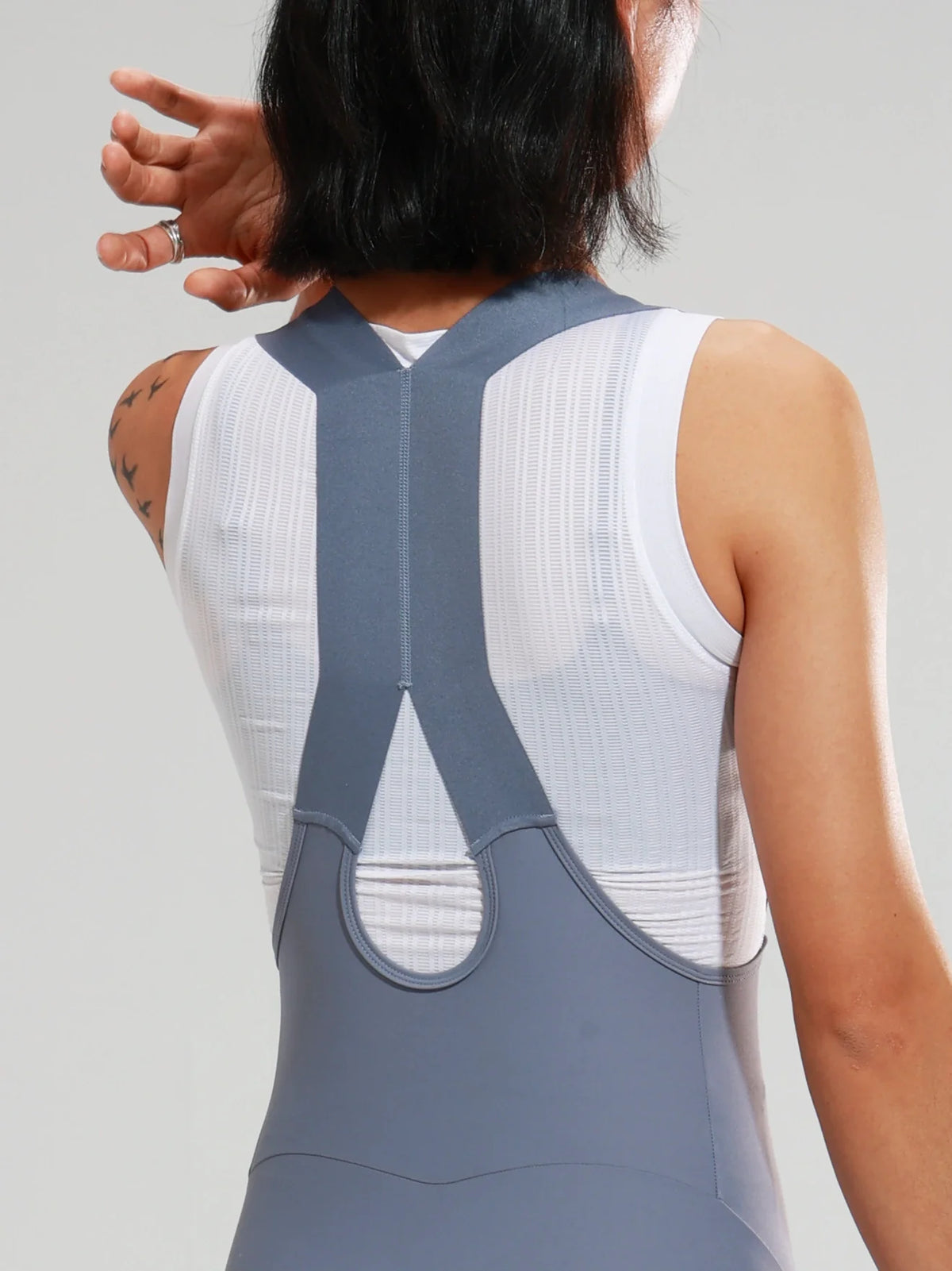 women-s-basic-bib-shorts-2025ssz504-04